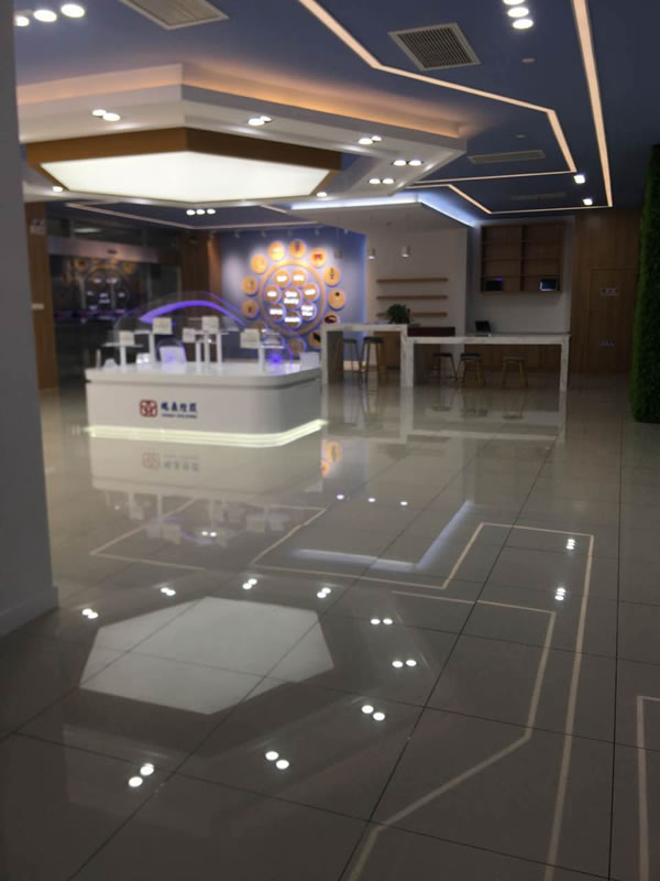 汽车展厅装修1.jpg